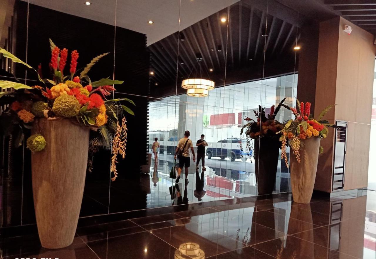 Marivic'S Place At Air Residences Makati Manila Ngoại thất bức ảnh